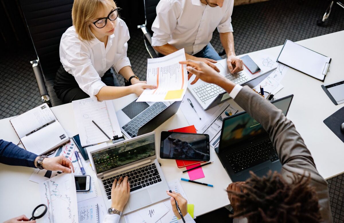 Branding Complex B2B and Tech Products: Make Buyers Remember You Before They Need You